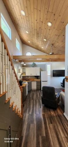 Fully Furnished Homes for 28-Night Minimum Stays