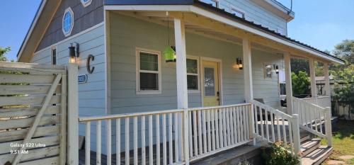 Fully Furnished Homes for 28-Night Minimum Stays